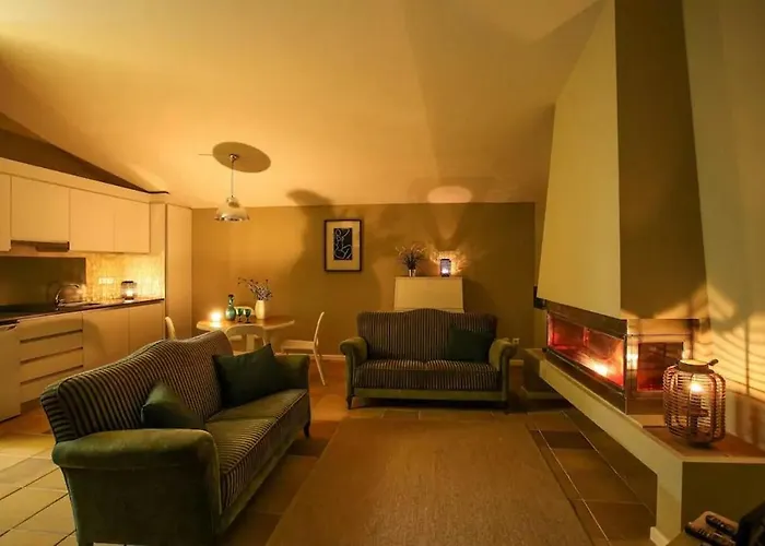 Place Of Moments Natur-suites بيت ضيافة فيلا فرانكا دو كامبو